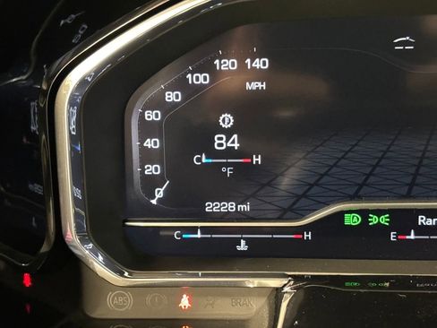 New 2025 GMC Sierra 2500 SLT image 36