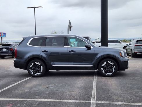 Used 2024 Kia Telluride S w/ S Sunroof Package AWD/4WD image 2