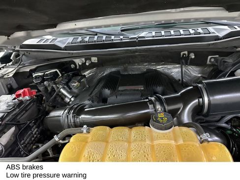 Used 2017 Ford F150 Raptor w/ Equipment Group 802A Luxury image 18