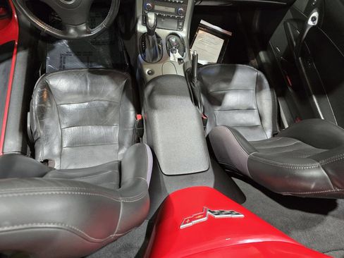 Used 2007 Chevrolet Corvette Convertible w/ Preferred Equipment Group image 30