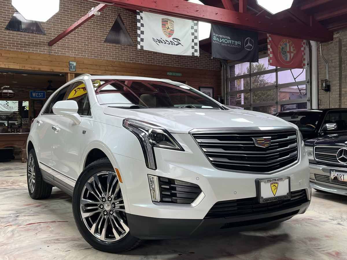 Used 2018 Cadillac XT5 Premium Luxury w/ LPO, Wheel Lock Package AWD/4WD image 4
