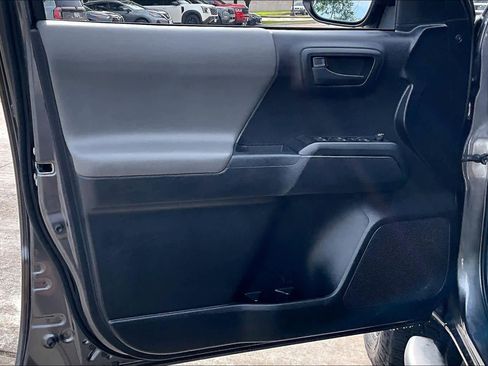 Used 2021 Toyota Tacoma SR w/ SR Convenience Package RWD image 20