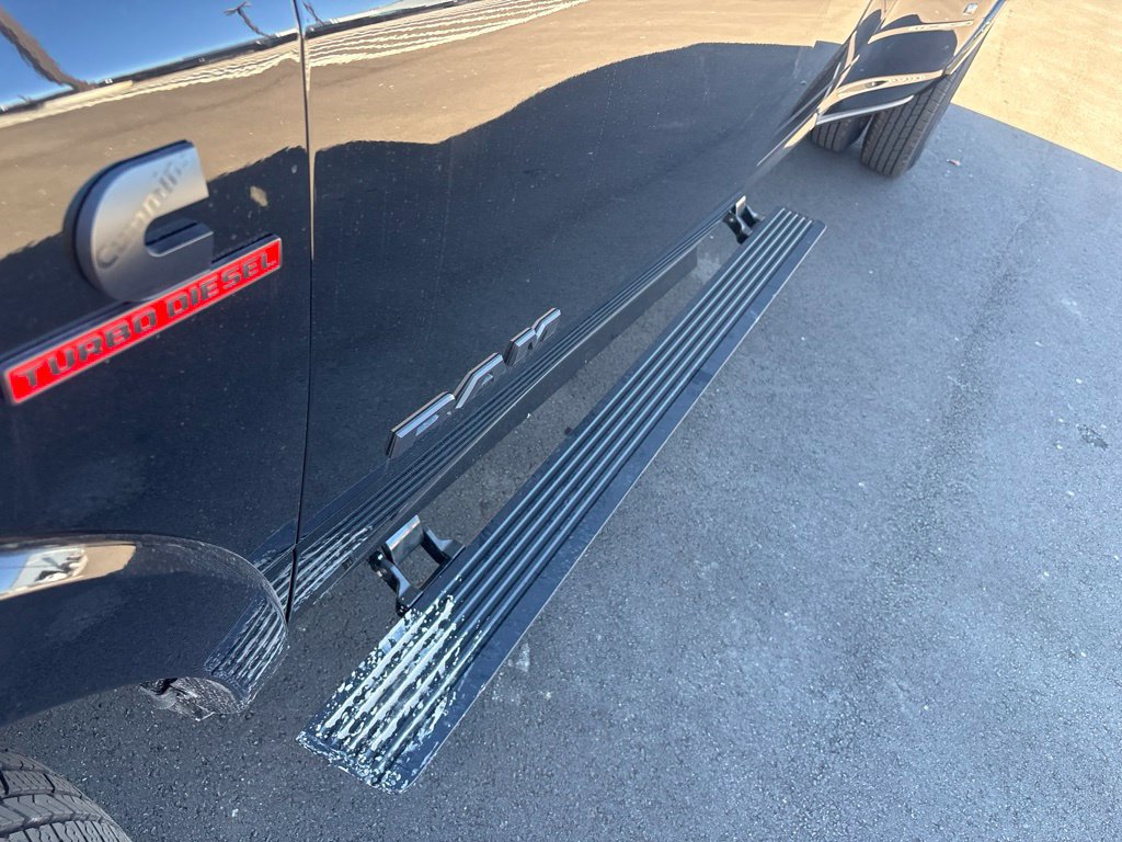 New 2027 RAM 3500 Limited AWD/4WD image 16