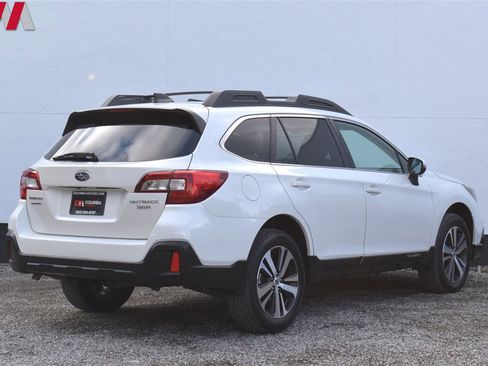 Used 2018 Subaru Outback 3.6R Limited image 5
