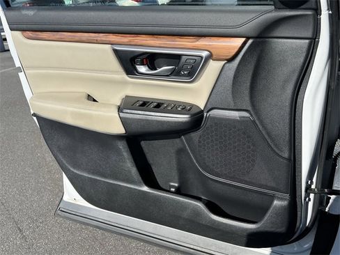 Used 2022 Honda CR-V Touring image 25