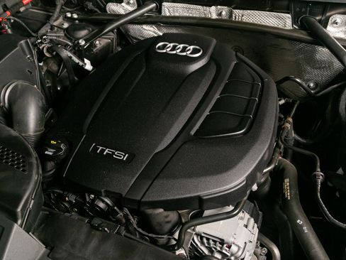 Used 2019 Audi Q5 2.0T Premium Plus w/ Premium Plus Package image 16