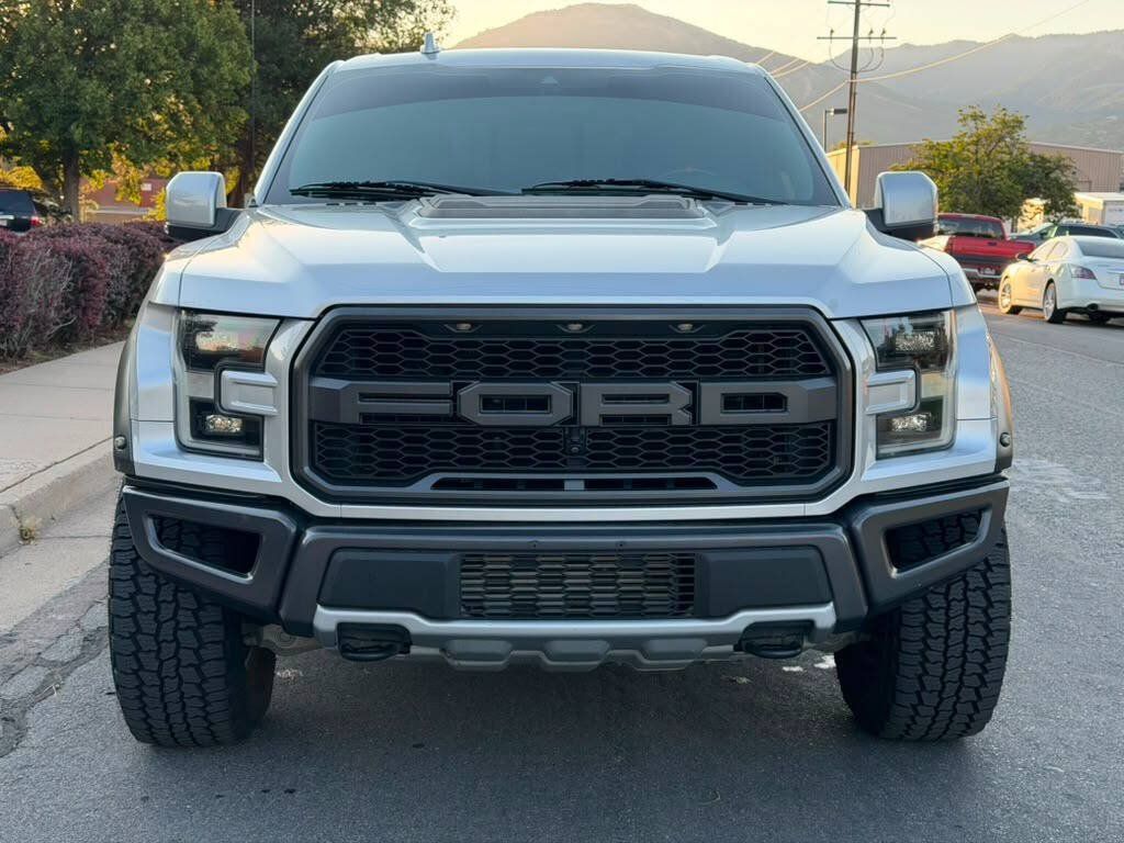 Used 2019 Ford F150 Raptor w/ Equipment Group 802A Luxury AWD/4WD image 7