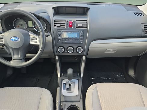 Used 2015 Subaru Forester 2.5i Premium w/ All-Weather Package AWD/4WD image 11