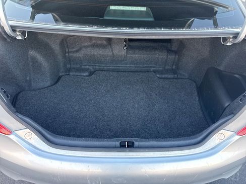 Used 2013 Toyota Camry XLE image 22