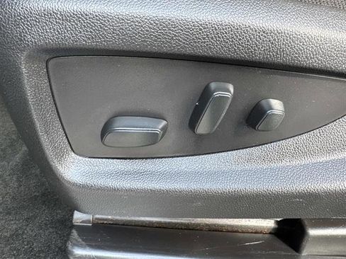 Used 2018 Chevrolet Silverado 1500 LT w/ Midnight Edition image 13