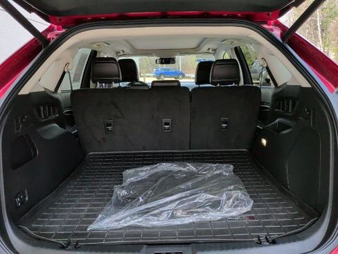 Certified 2024 Ford Edge Titanium AWD/4WD image 8