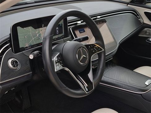 Certified 2025 Mercedes-Benz E 350 4MATIC Sedan image 26