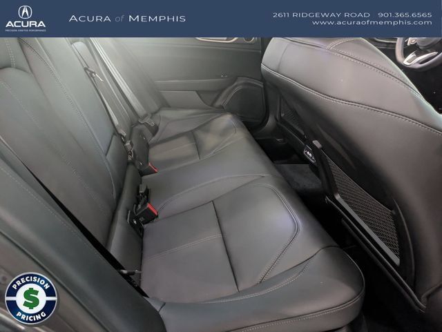 Used 2025 Alfa Romeo Giulia AWD w/ Driving Assist Package image 27