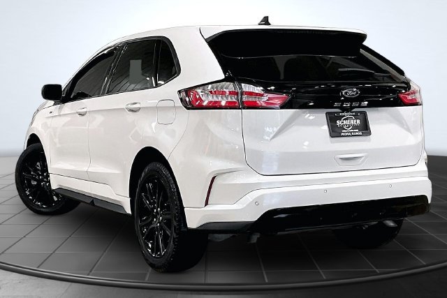 Used 2024 Ford Edge ST-Line AWD/4WD image 15