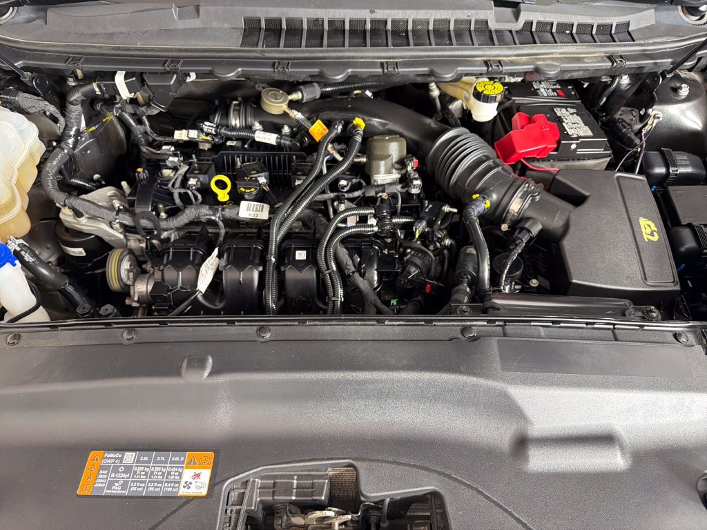 Used 2022 Ford Edge Titanium AWD/4WD image 25