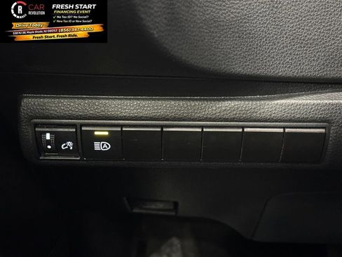 Used 2023 Toyota Corolla LE image 45