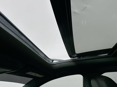 Used 2020 Cadillac XT5 Premium Luxury FWD image 23