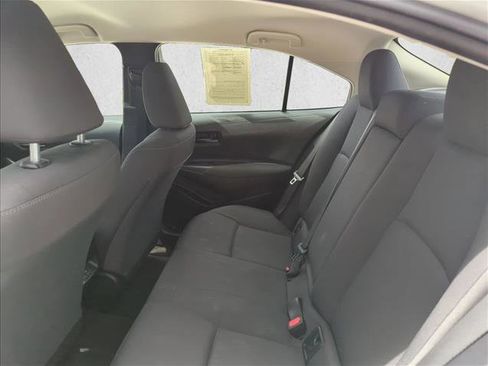 Used 2023 Toyota Corolla LE FWD image 17