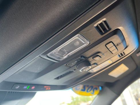 Used 2023 GMC Yukon Denali image 18