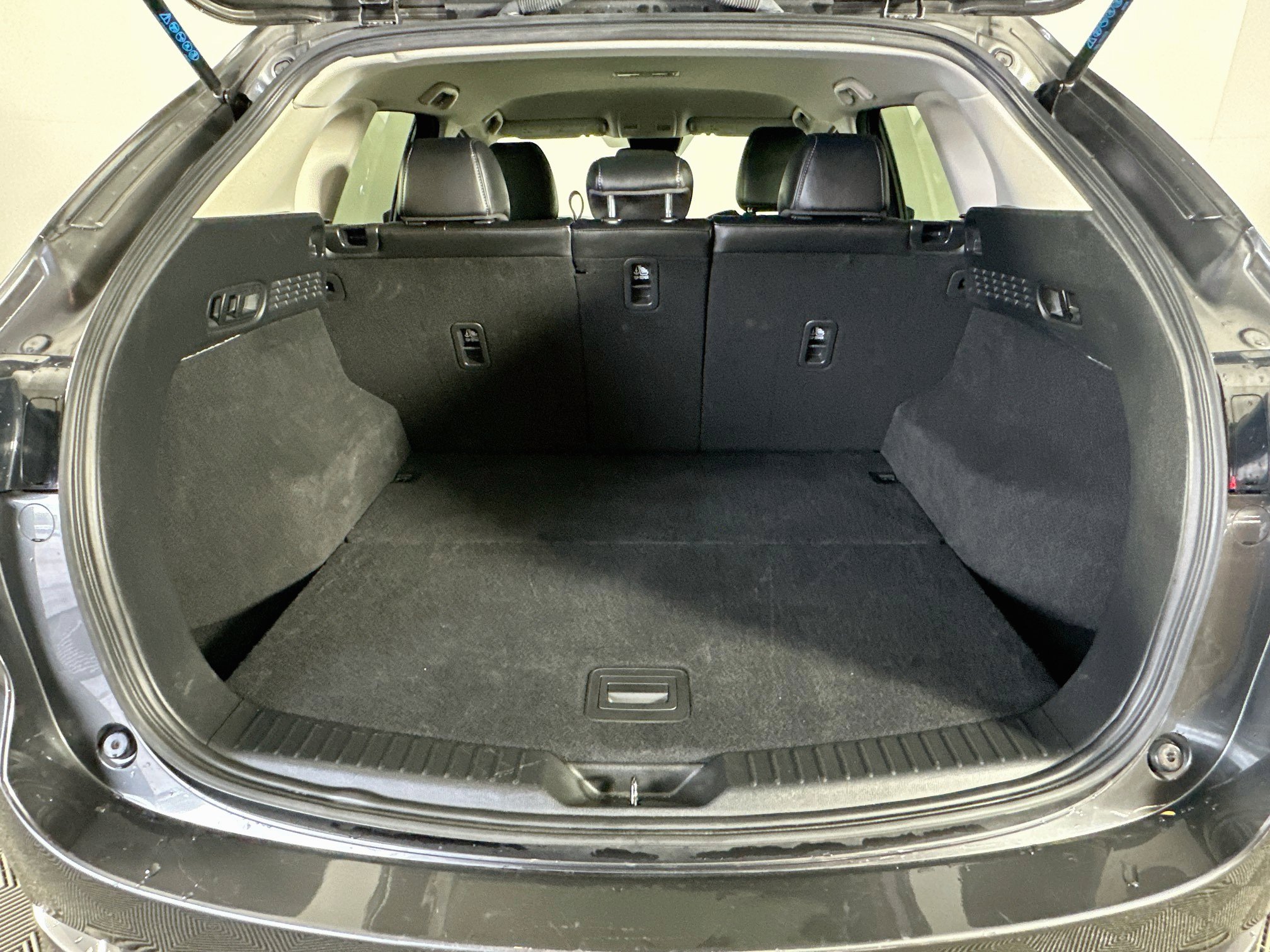 Used 2025 MAZDA CX-5 AWD 2.5 S w/ Select Package image 29