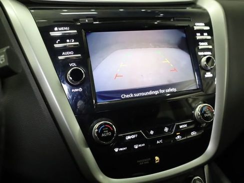 Used 2019 Nissan Murano SV image 22