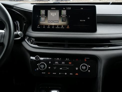 Certified 2023 INFINITI QX60 Luxe w/ Performance Audio Package FWD image 12