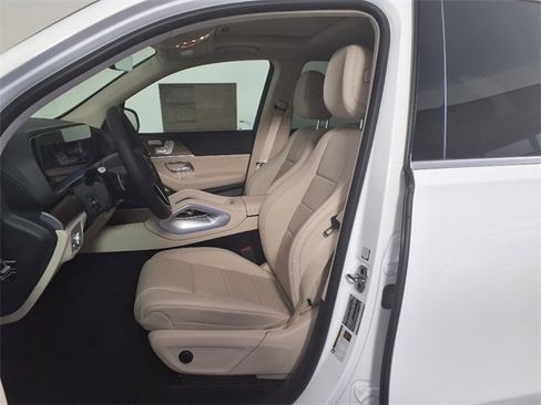Used 2025 Mercedes-Benz GLE 350 4MATIC image 5