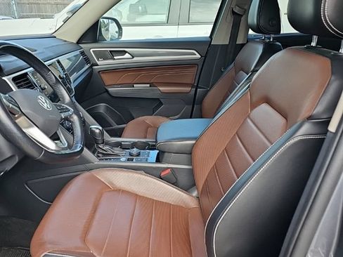 Used 2022 Volkswagen Atlas SEL Premium AWD/4WD image 11