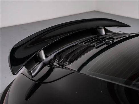 Used 2015 Porsche 911 Turbo AWD/4WD image 32