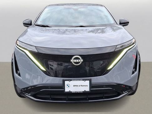 Used 2024 Nissan Ariya AWD image 2