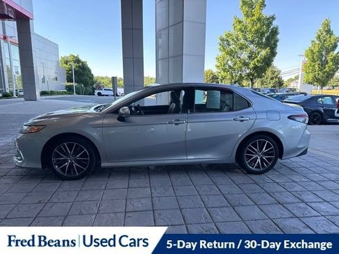 Used 2023 Toyota Camry XLE w/ Navigation Package FWD image 24