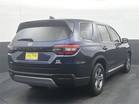 Used 2024 Honda Pilot EX-L image 7