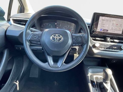 Used 2024 Toyota Corolla LE FWD image 13