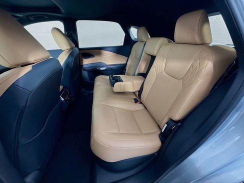 Certified 2025 Lexus RX 350 Premium w/ Convenience Package FWD image 26