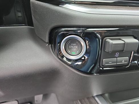 New 2025 Chevrolet Silverado 3500 LTZ w/ LTZ Convenience Package image 19