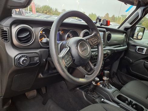 Used 2023 Jeep Wrangler Sport image 10