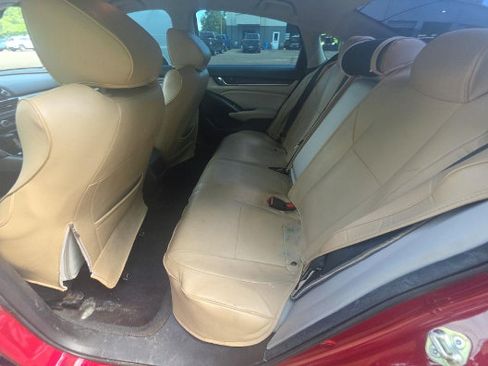 Used 2020 Honda Accord LX image 7