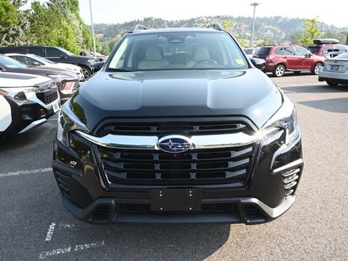 Used 2025 Subaru Ascent Limited AWD/4WD image 7