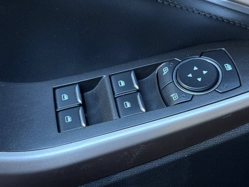Used 2023 Ford Explorer XLT w/ Equipment Group 202A AWD/4WD image 14