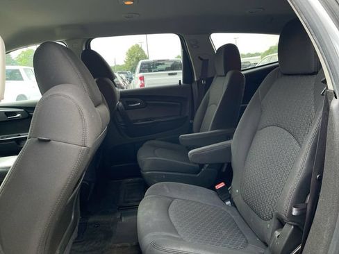 Used 2011 Chevrolet Traverse LT w/ Personal Connectivity Package FWD image 20