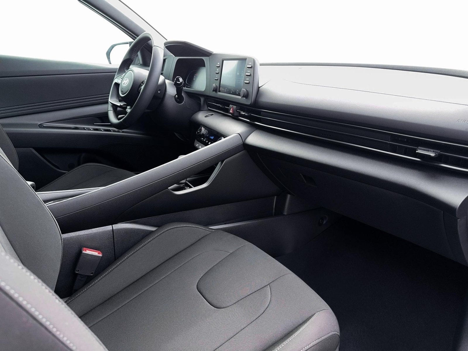 New 2026 Hyundai Elantra SEL Sport Premium FWD image 15