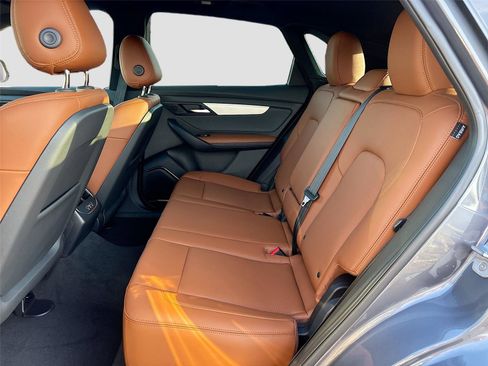 New 2025 VinFast VF 8 Plus image 25