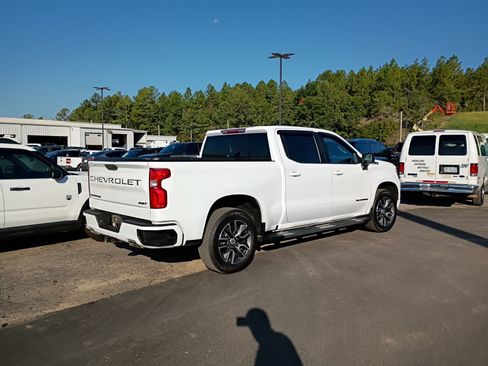 Used 2022 Chevrolet Silverado 1500 RST w/ Z71 Off-Road Package AWD/4WD image 5