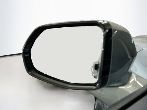 Used 2025 Chevrolet Blazer LT image 16