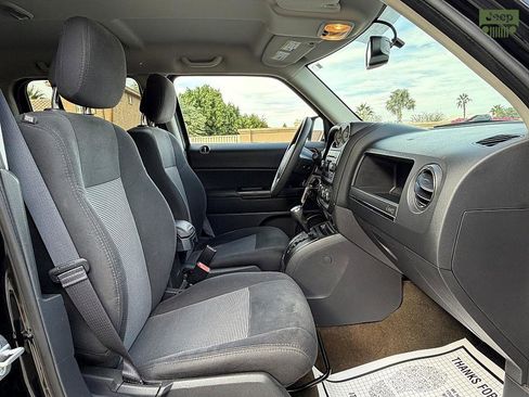Used 2017 Jeep Patriot Sport w/ Power Value Group image 11