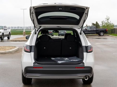 New 2026 Honda HR-V Sport image 19