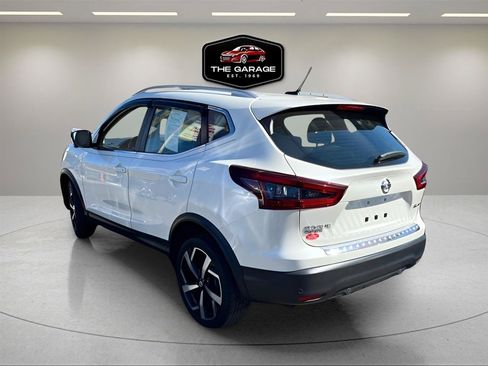 Used 2022 Nissan Rogue Sport SL w/ Premium Package AWD/4WD image 4