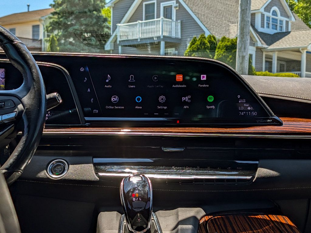 Used 2023 Cadillac Escalade Premium Luxury AWD/4WD image 26