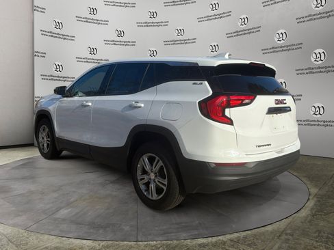 Used 2018 GMC Terrain SLE image 3