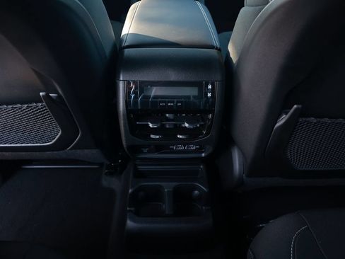 New 2026 Jeep Grand Cherokee L 4WD image 28